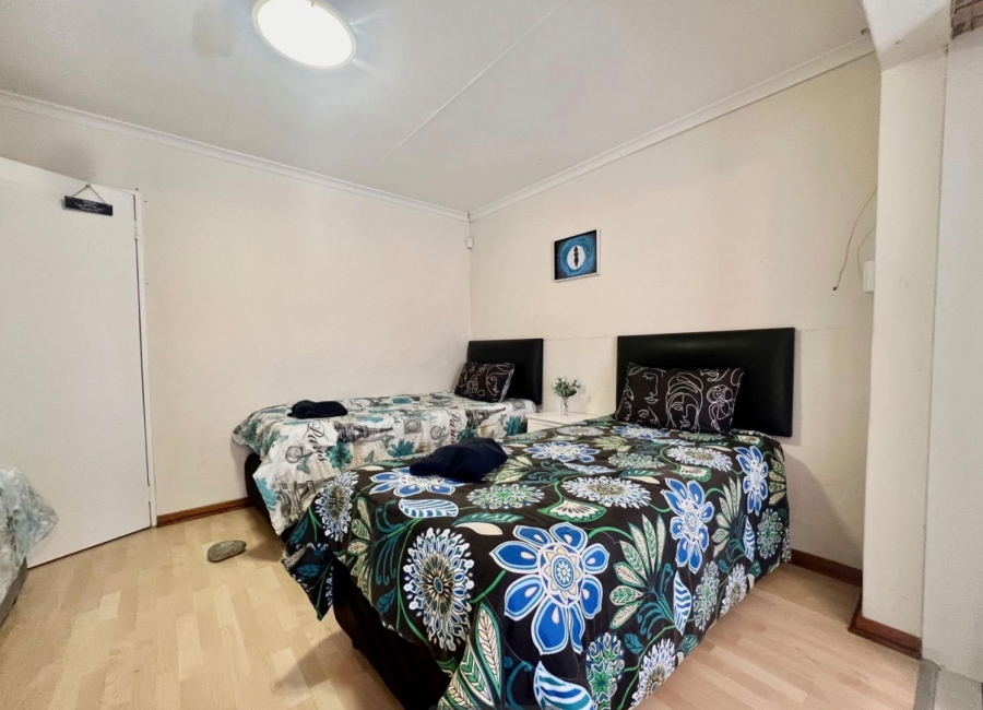 16 Bedroom Property for Sale in Summerstrand Eastern Cape